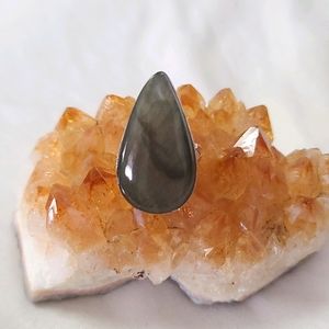 Vintage Teardrop Labradorite Silver Ring